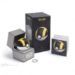 Pokemon Anime & Manga Diecast Replica Ultra Ball