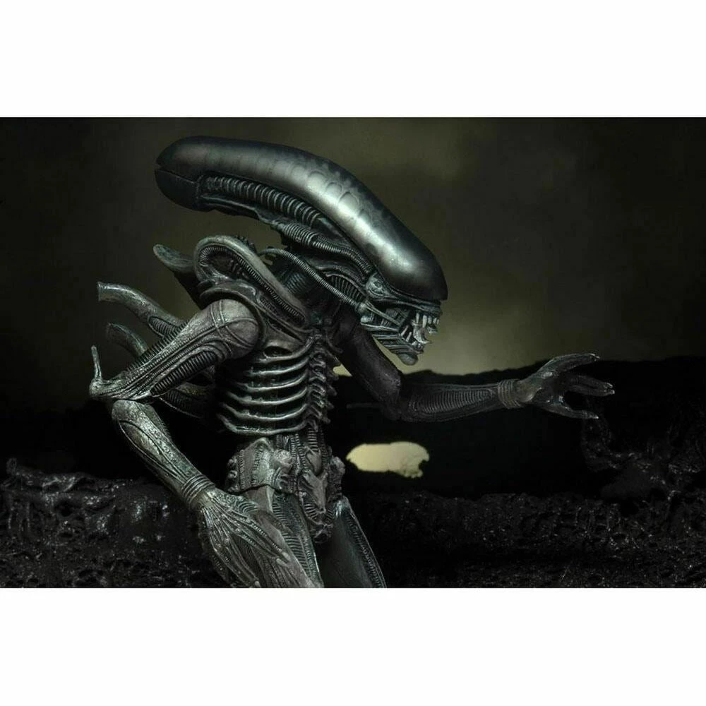 Toys & Figures Alien 40th Anniversary Series 4 - The Alien (Giger) Figurine 6 Toys & Figures Alien 40th Anniversary Series 4 - The Alien (Giger) Figurine